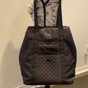 Lug Runner Black Travel Shoulder Bag